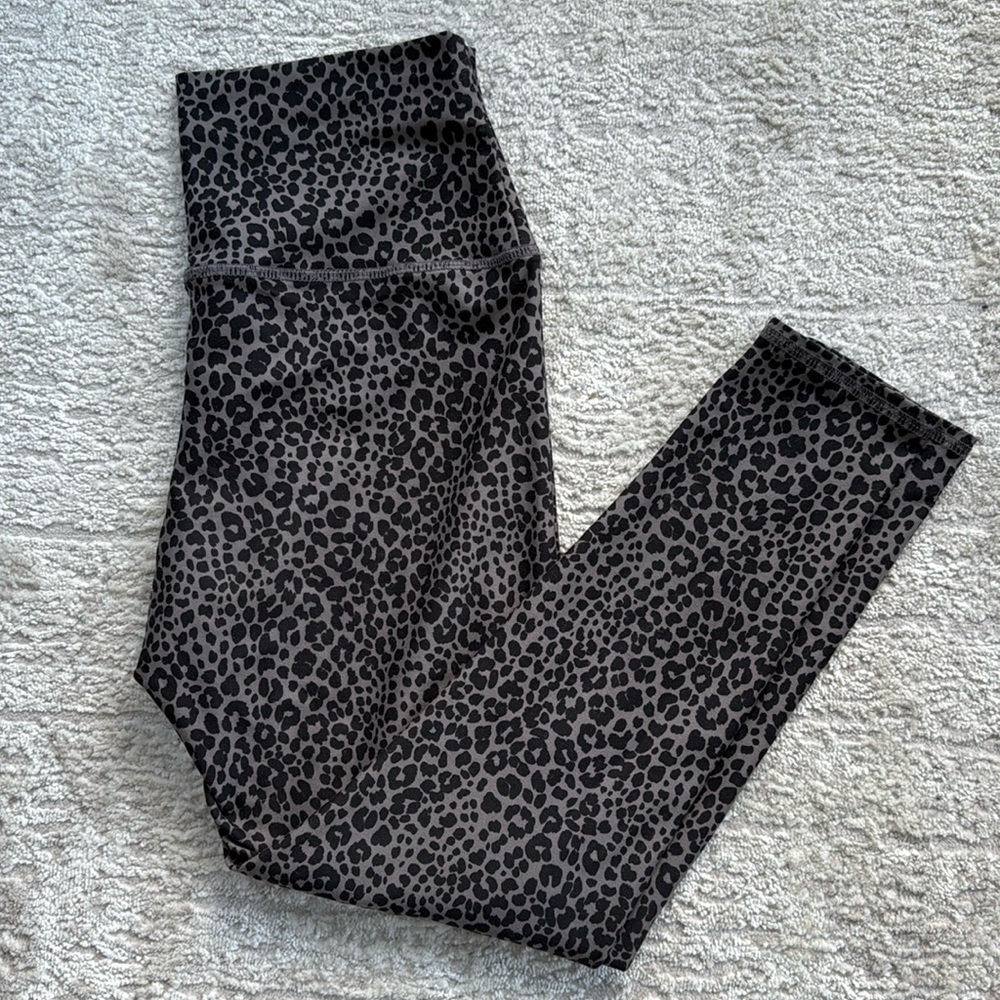*LIKE NEW* Evolution and Creation Taupe and Black Animal Print Leggings - Size L